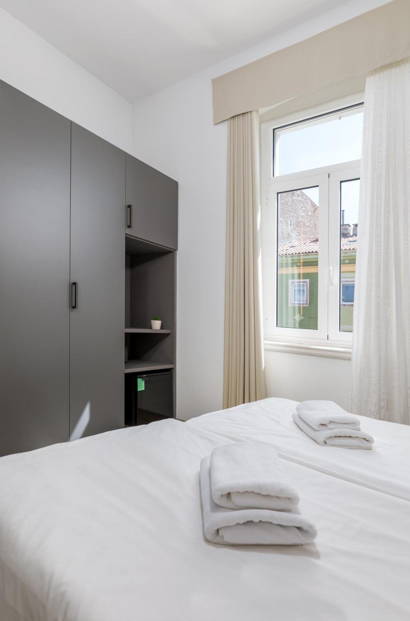 Boutique Suites Joyce Пула Екстериор снимка