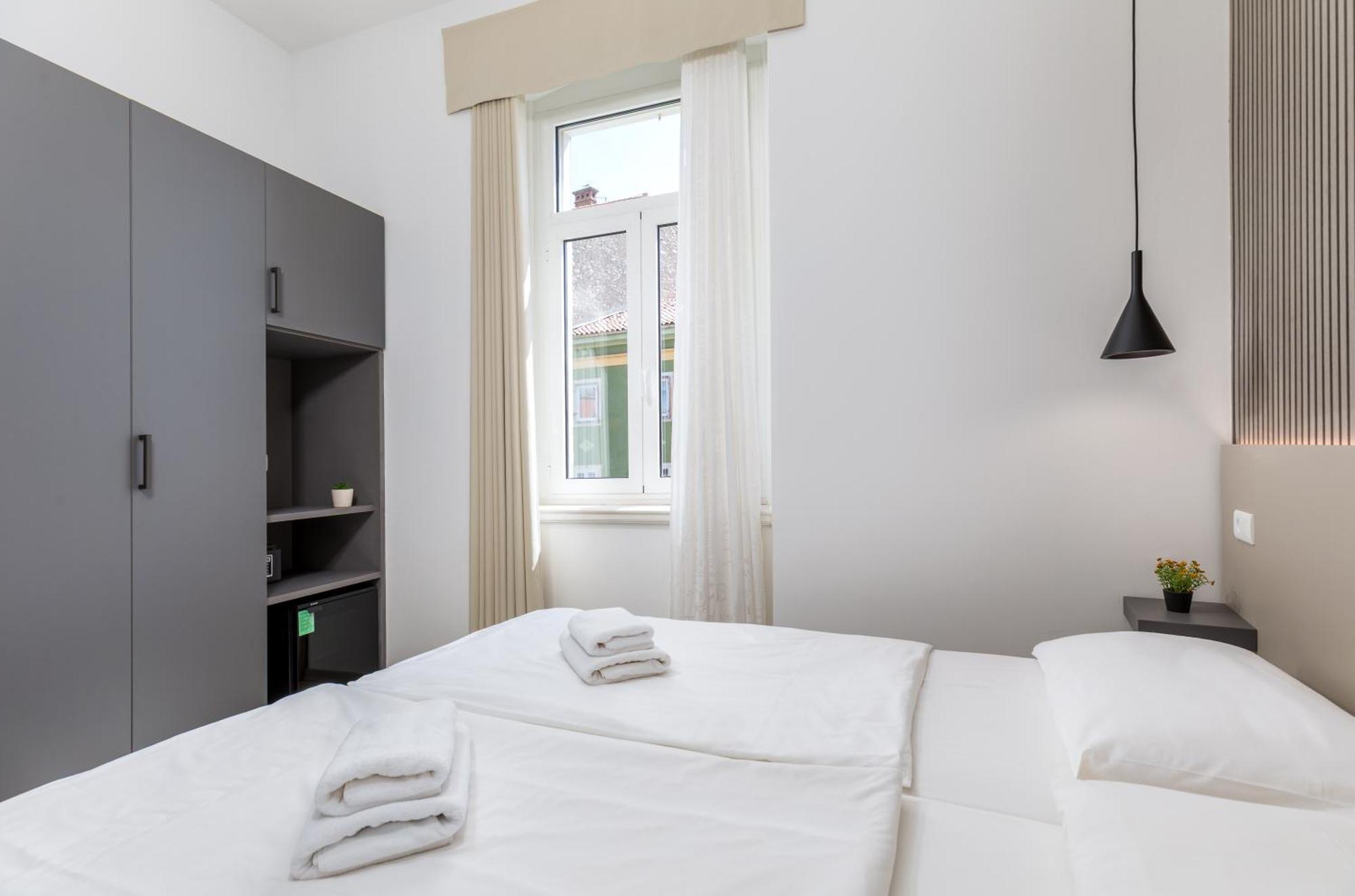 Boutique Suites Joyce Пула Екстериор снимка